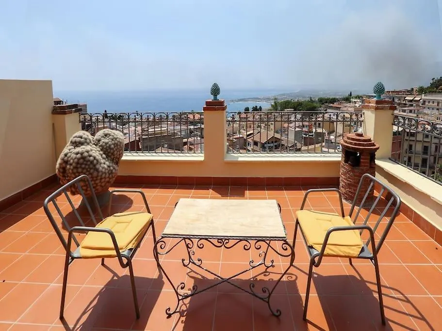 Chez Pancrazio Villa Taormina 0*,
